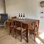 Locazione Turistica Cascina Pela Апартаменты Кастаньоле-Ланце