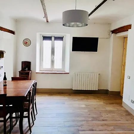Locazione Turistica Cascina Pela