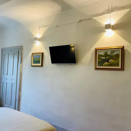 Locazione Turistica Cascina Pela * Castagnole delle Lanze