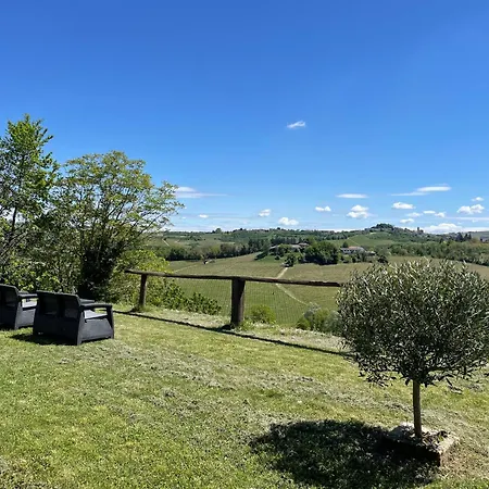 Locazione Turistica Cascina Pela 아파트