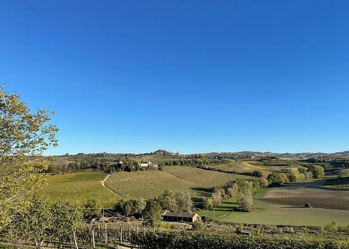 Locazione Turistica Cascina Pela Castagnole delle Lanze